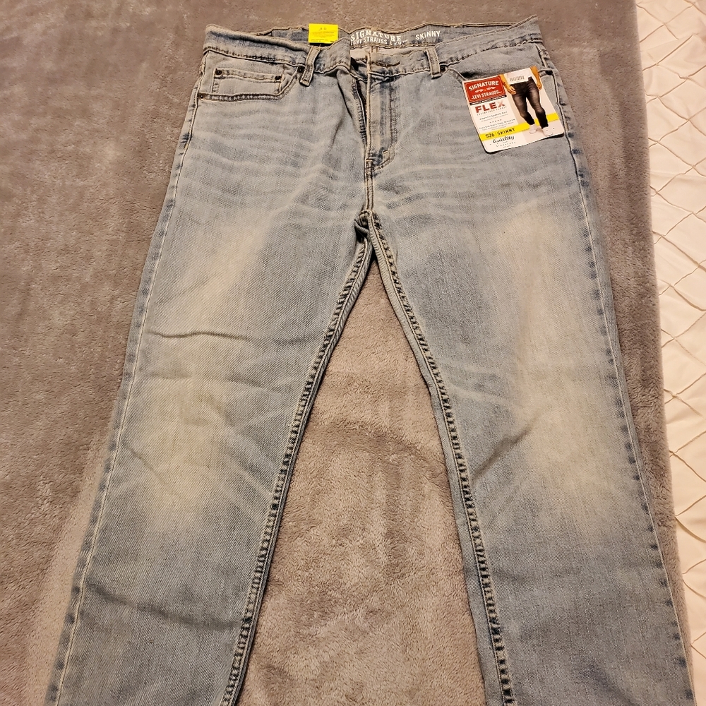 Levi Skinny jean